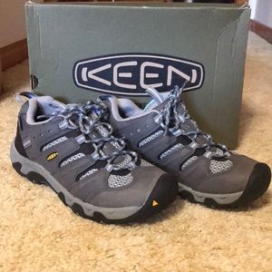 Keen Hiking Shoes